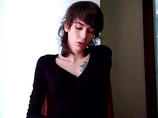 ПОВ Hot Skinny Sissy on Webcam