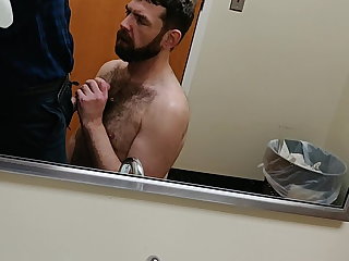 Lucky getting his cock swallowed in the hospital ER bathroom